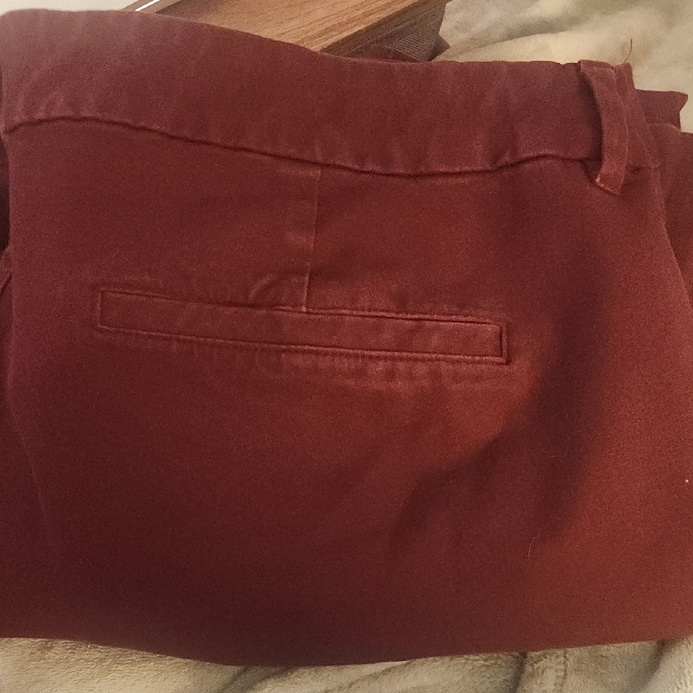 Women's Burgundy Old Navy High Rise Pixie Pants